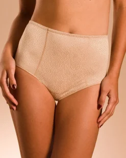 C Magnifique Control Brief