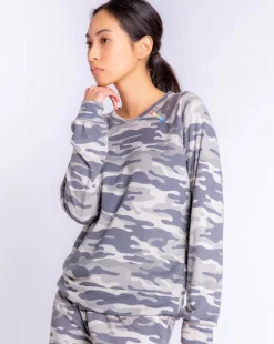 Camo Cool Long Sleeve Top: Size M