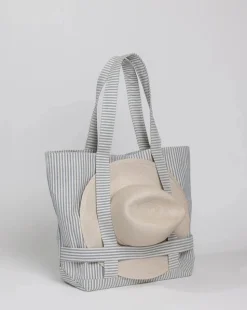 Canvas Traveler Bag