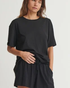 Carla Tee & Casy Short Set