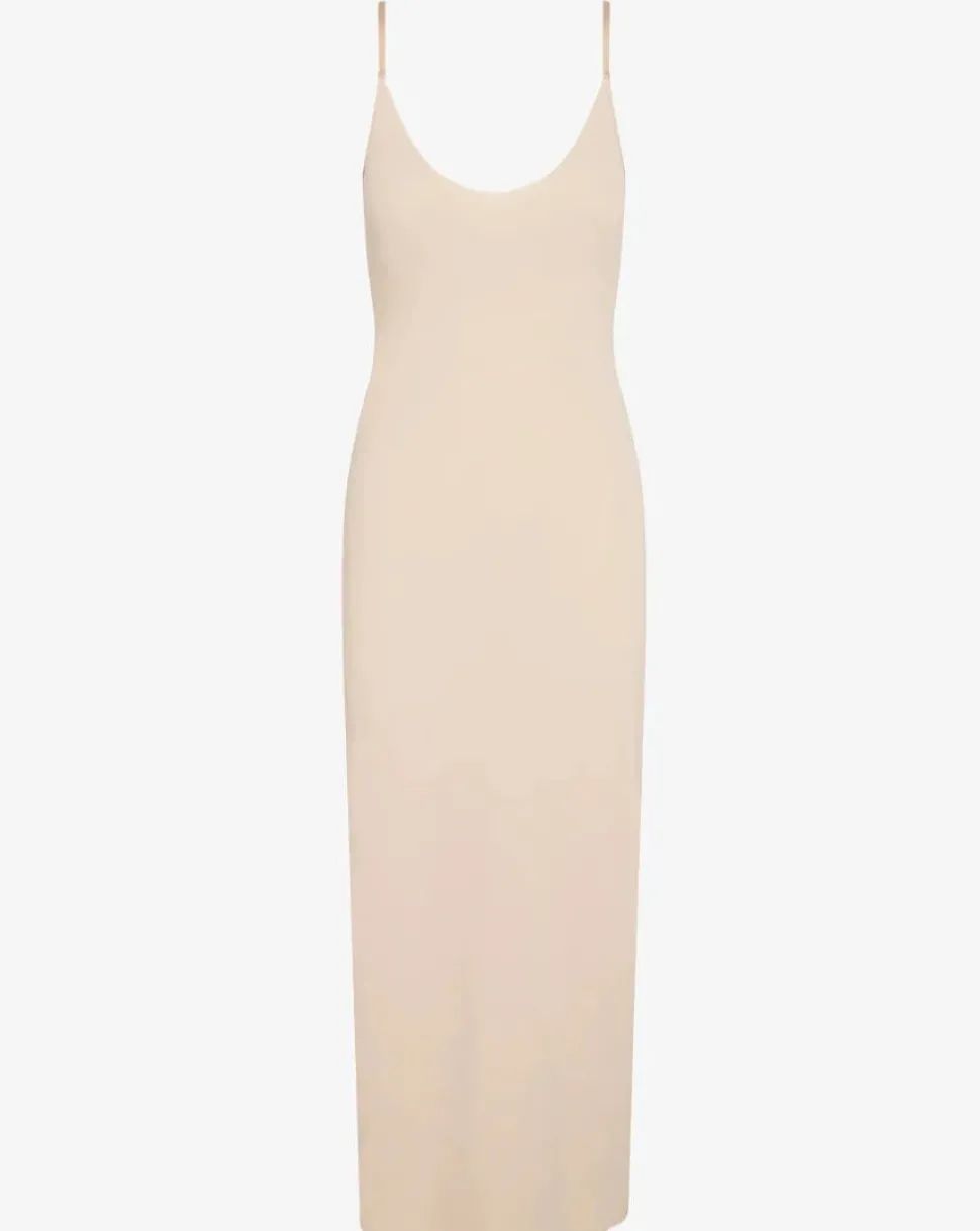 Classic Maxi Slip