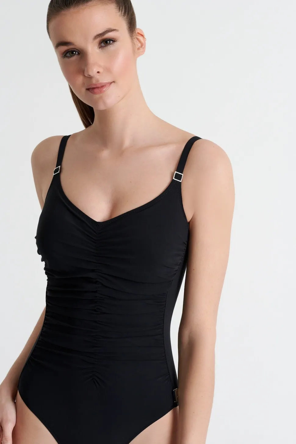 Classique Round Neck Thin Strap One-Piece