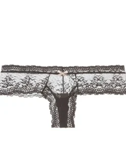 Colette Boythong: Size L