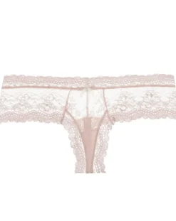 Colette Boythong: Size L