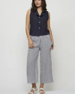 Cropped Linen Pants