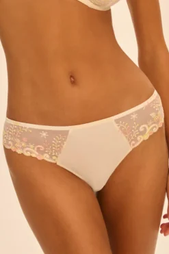 Delice Tanga: Pampa