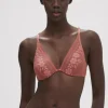 Heloise Underwire Bra: Size 32E (32DD)