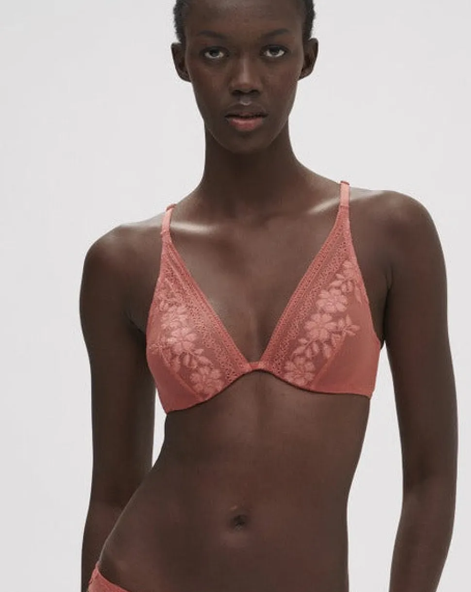 Heloise Underwire Bra: Size 32E (32DD)