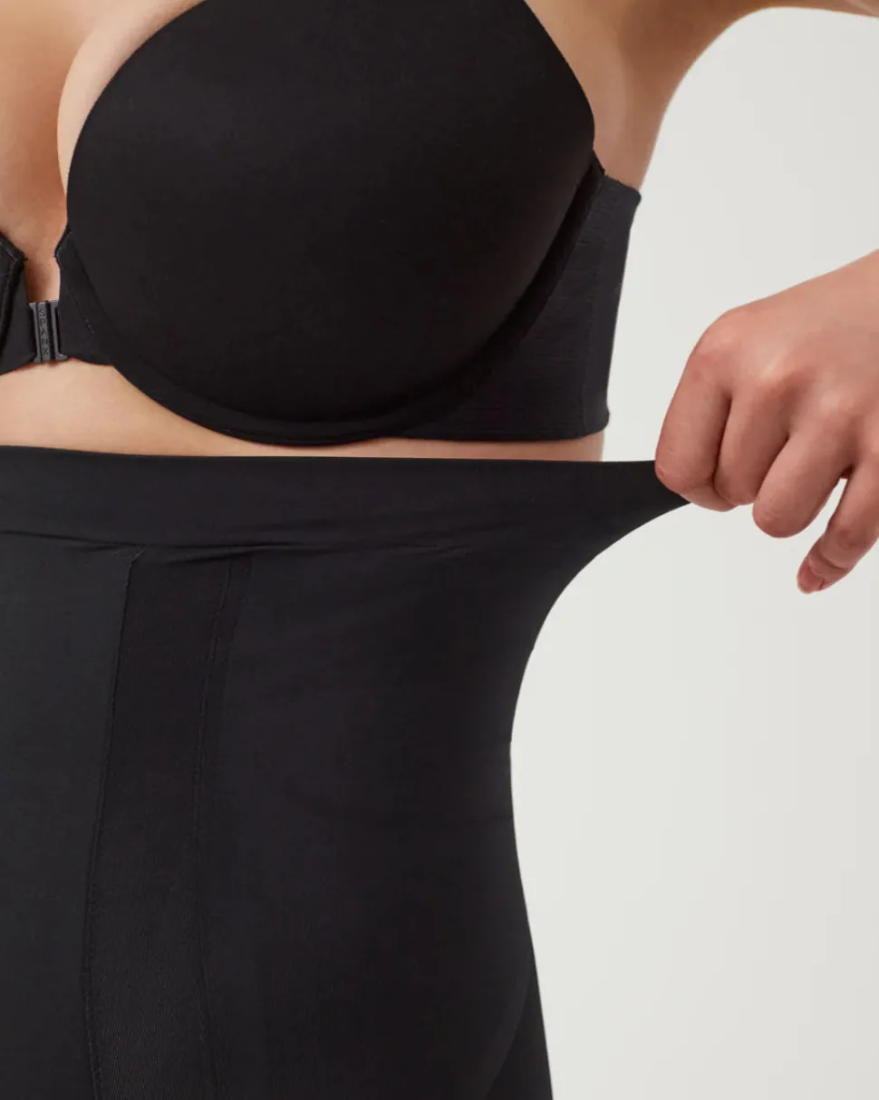 High-Waisted Mid-Thigh Short: OnCore Sculpting