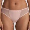 Louie Rio Brief