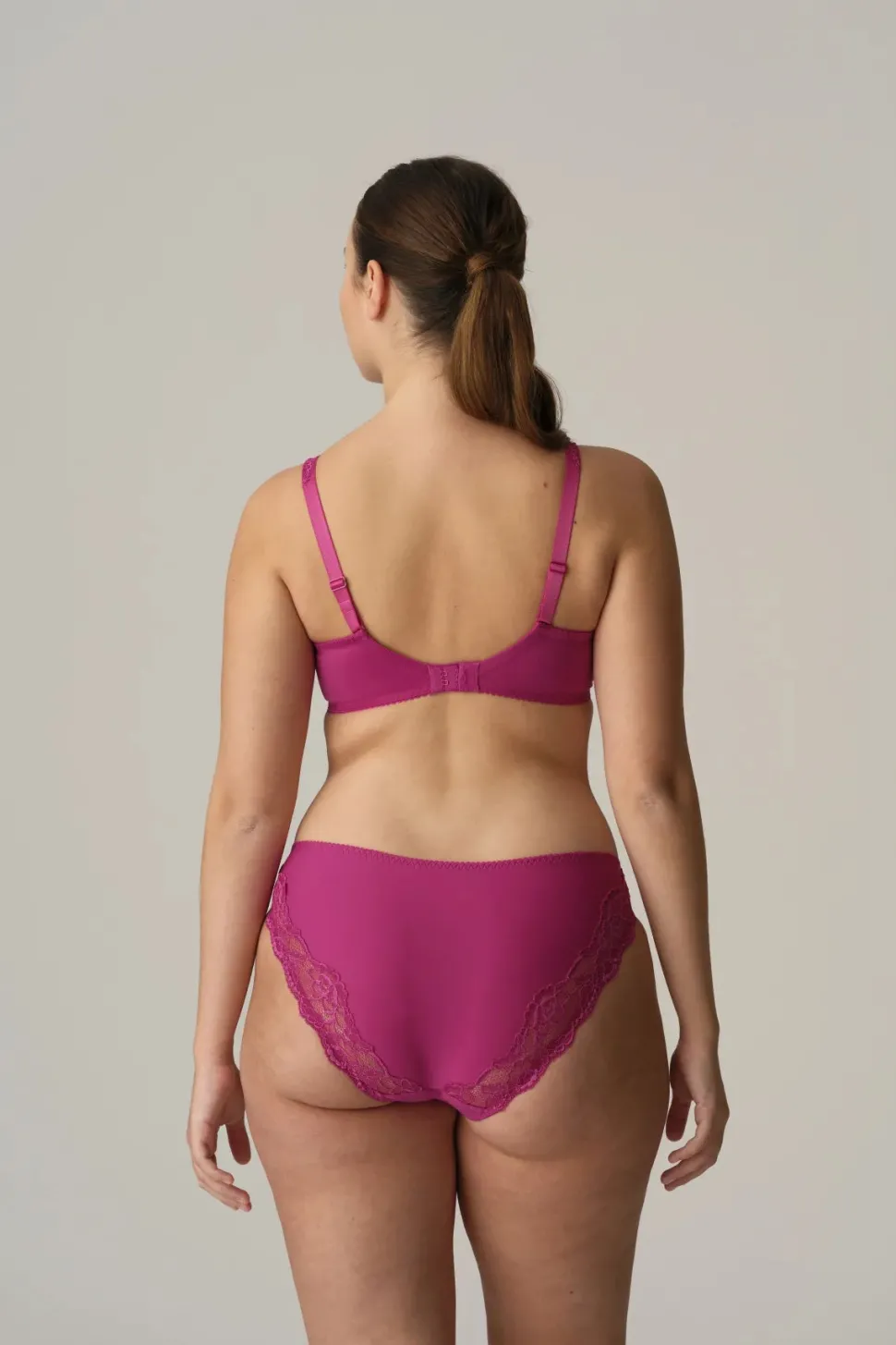 Madison Non-Padded Full Cup Seamless Bra: Fuchsia Size 38D, 40F