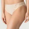 Madison Rio Brief