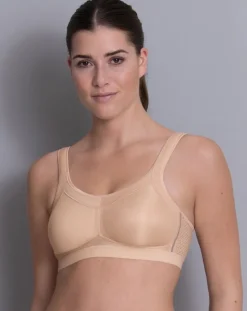 Momentum Sports Bra: 40D, 38E (38DD)