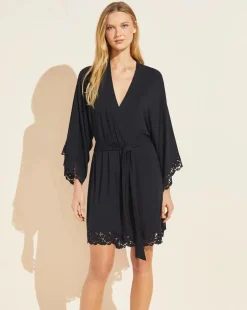 Naya Modal Robe