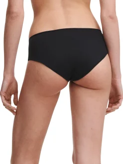 Norah Chic Shorty