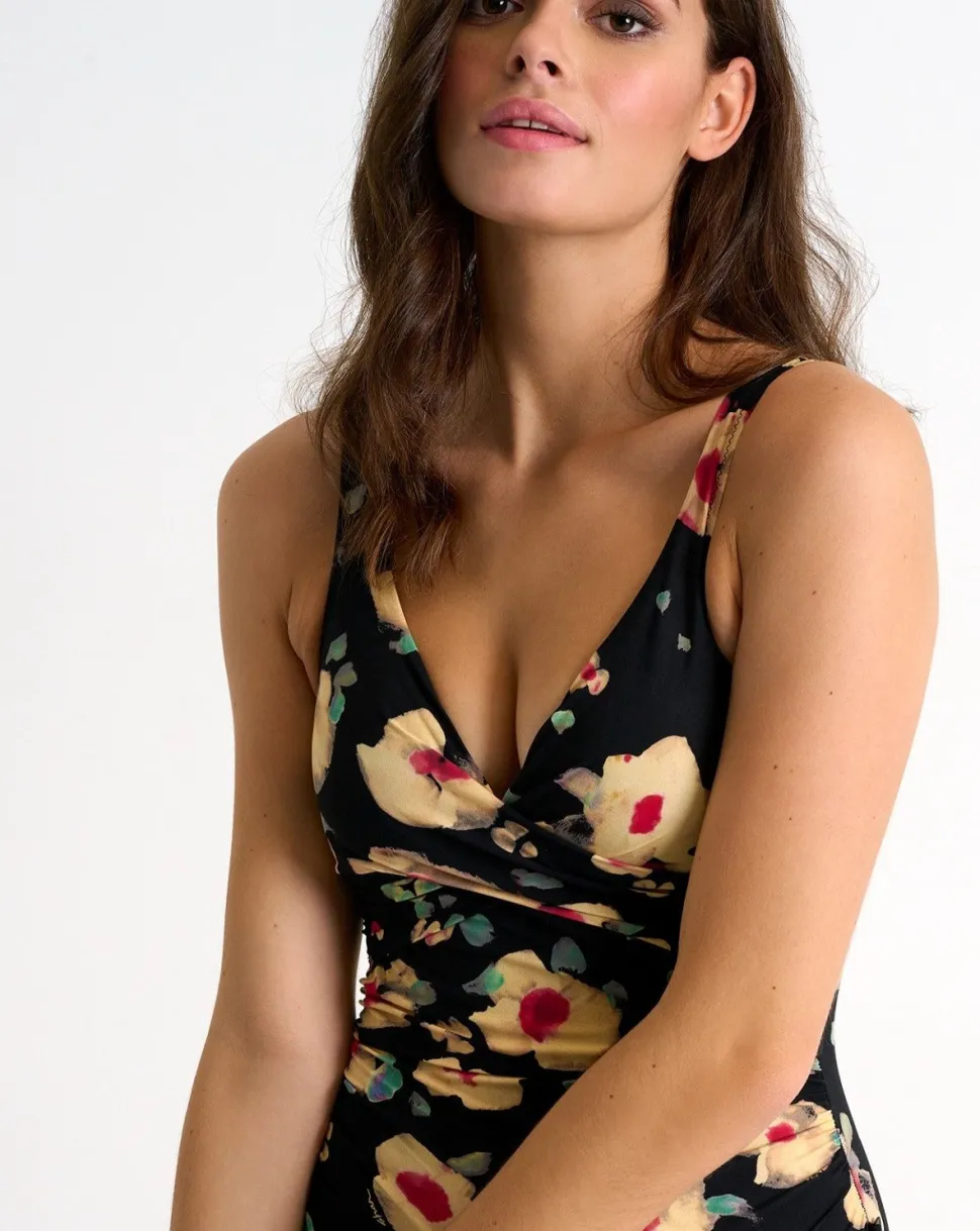 Sakura Classique Underwire Swimsuit, Size 6 (XS)