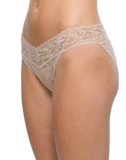 Signature Lace V-kini